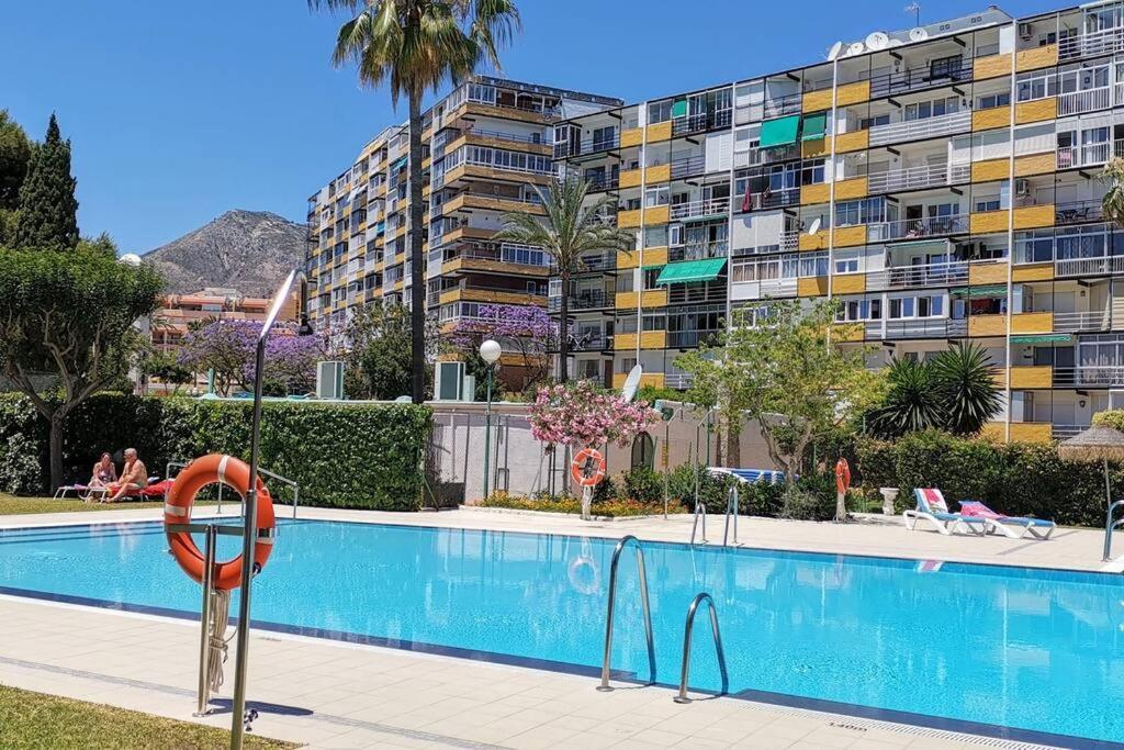 Beautiful Sea Views Cozy Apartment 350 M From Beach Benalmádena Kültér fotó