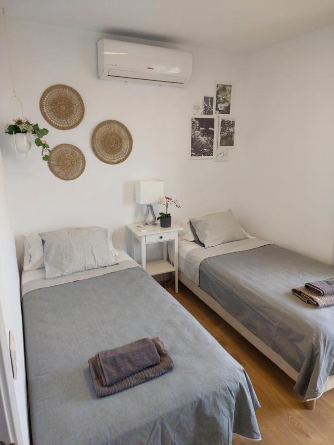 Beautiful Sea Views Cozy Apartment 350 M From Beach Benalmádena Kültér fotó